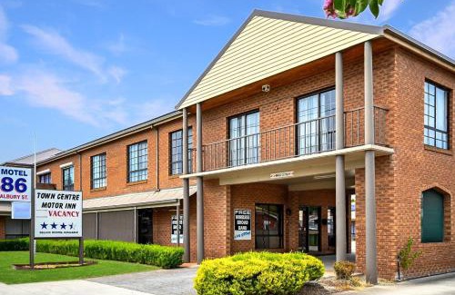 Holbrook Hotel | Family-Friendly Holbrook Town Centre Motor Inn - 4 Star Stay
