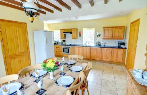 Great Fryup Dale House | Family-Friendly Escape at Hole In The Ellers Hotel
