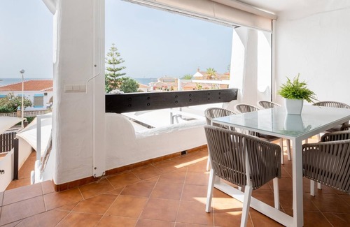 Sector M - Malvasia Apartment | Holi-Rent Meraky Superior