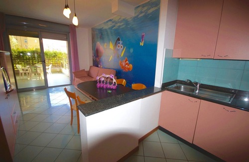 Porto d'Ascoli Apartment | Oceanfront Holiday Apartment "Nemo" with Spa & Ocean Views