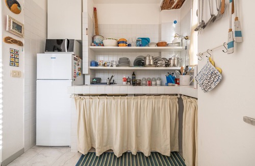 Carloforte Apartment | Guest Rated 10/10: L'Appartamento nel Corso with Ocean View