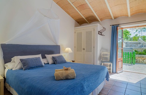 Lloret de Vistalegre Other | Cozy Farmhouse Apartment in Lloret de Vistalegre