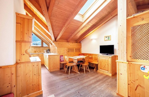 Montechiaro Apartment | Scenic Holiday Apartment "Hof am Schloss Zirm" with Wi-Fi