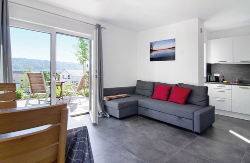 Ludwigshafen Apartment | Elegant Apartment 'Ferienwohnung Maier' with Lake View