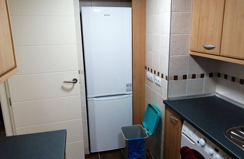 Latas Apartment | Cozy Holiday Apartment in Javierre del Obispo for Families