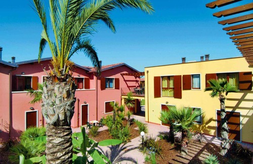 Peschiera del Garda Apartment | Family-Friendly Holiday Apartment with Pool & Childcare Fun