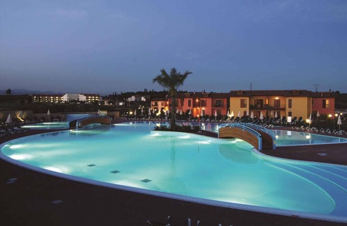 Peschiera del Garda Apartment | Family-Friendly Holiday Apartment with Pool & Childcare Fun