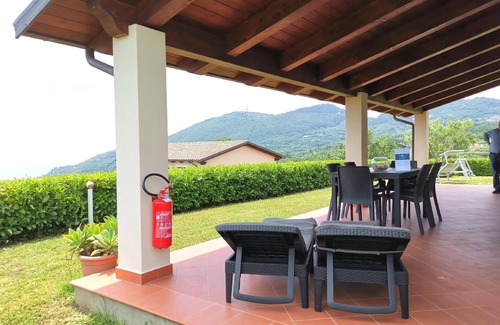 San Giovanni a Piro Apartment | Family-Friendly Holiday Apartment in San Giovanni a Piro