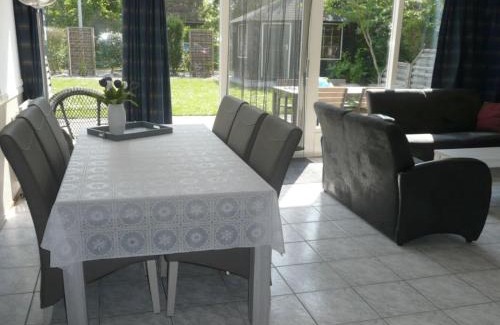 Sint Maartensvlotbrug Apartment | Inviting Holiday Apartment Zonnewende 16 for Family Getaways