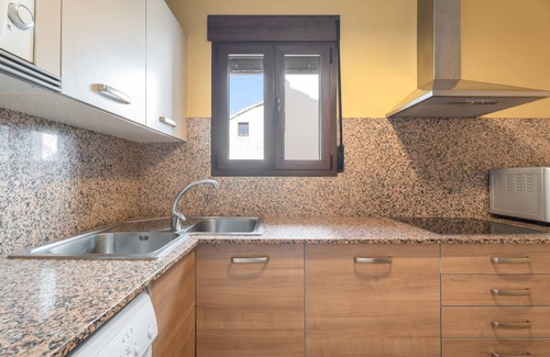 Alcala de la Selva Apartment | Scenic Casa El Cojo 2B: Mountain Views & Family Amenities