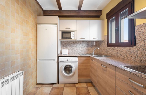 Alcala de la Selva Apartment | Scenic Casa El Cojo 2B: Mountain Views & Family Amenities
