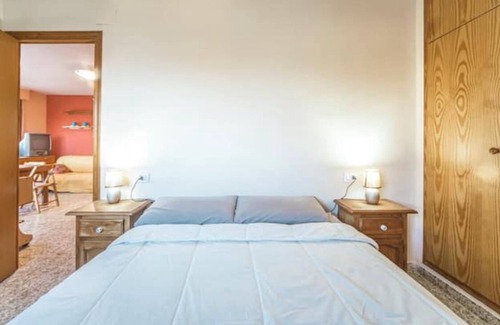 El Grau de Moncofa Apartment | Cozy Moncofa Beach Apartment with Balcony & Ocean Views