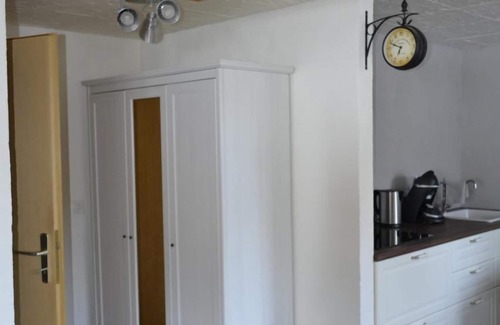Rueschegg Ski Chalet | Cozy Holiday Apartment Rüschegg Heubach for 2 Guests