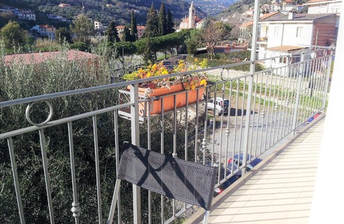 Diano San Pietro Apartment | Cozy Holiday Apartment in Diano San Pietro for 4 Guests