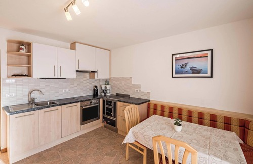 Spinga Apartment | Mountain View Holiday Apartment “Pustertal” with Garden