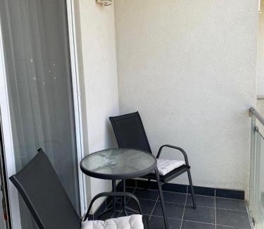 Balatonfured Apartment | Relaxing Getaway at Holiday Apartman & Spa Balatonfüred