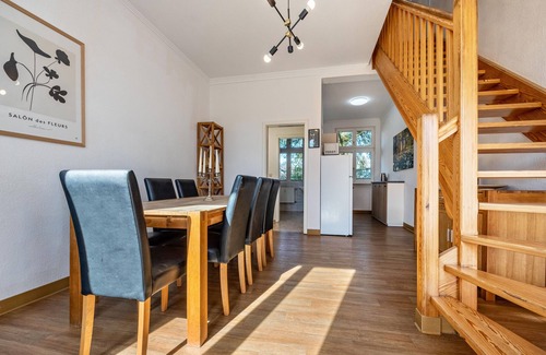 Muritz Apartment | Cozy Holiday Apartment "Storchennest" with Ocean Views & Terrace