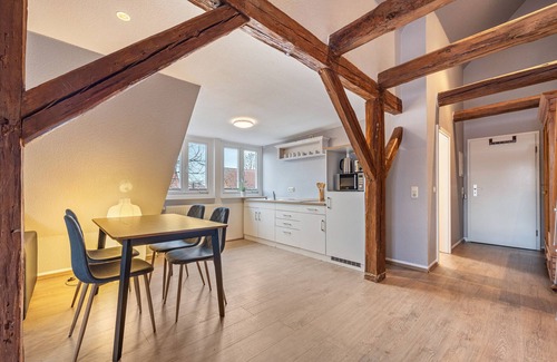 Muritz Apartment | Pet-Friendly Holiday Apartment "Storchenhorst" with Wi-Fi