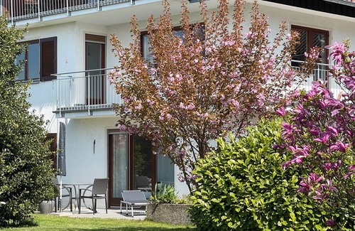 Lindau Apartment | Holiday Apartment "Lieblingsmensch" with Private Balcony and Wi-Fi