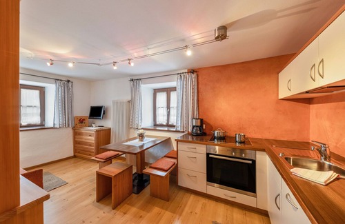 Fie allo Sciliar Apartment | Unforgettable Stay at Florerhof Ferienwohnung Rose with Spa