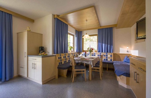 Gerlosbergeben Apartment | Cozy Holiday Apartment with Terrace Near Skiing Area