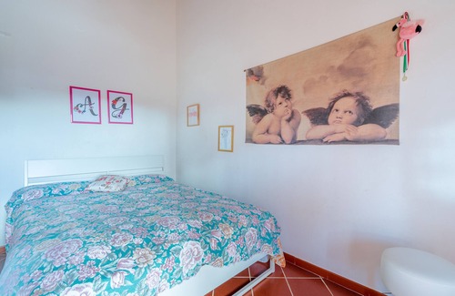 Agnone Apartment | Holiday Apartment "Tramonto Sul Mare" near Beach with Private Terrace & Wi-Fi
