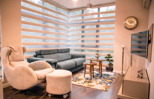 Hisarja Apartment | Cozy Holiday Apartment 7 with Ocean View & Private Beach