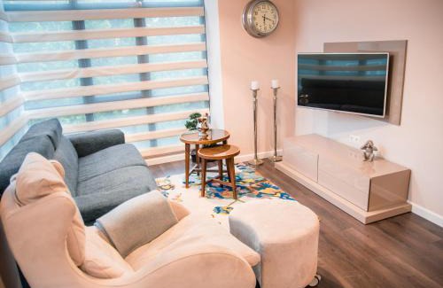 Hisarja Apartment | Cozy Holiday Apartment 7 with Ocean View & Private Beach