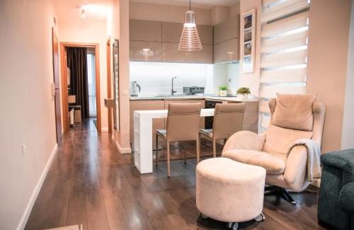 Hisarja Apartment | Cozy Holiday Apartment 7 with Ocean View & Private Beach
