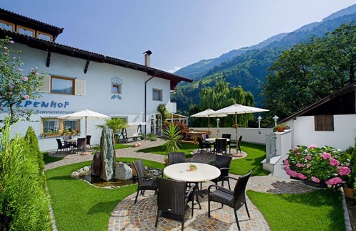 Saltusio Apartment | Alpenhof Lodge Almrose iii: Pool, Spa & Mountain Views