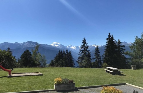Crans-Montana Apartment | Discover Aminona: Perfect Family Apartment with Kitchen