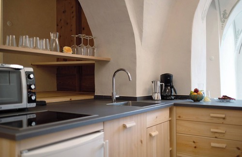 Pfalzen Apartment | Apartment 'Ansitz Baumannhof 1818': Scenic Mountain Views