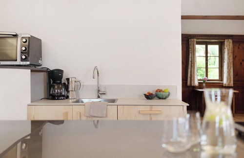 Pfalzen Apartment | Mountain View Apartment 'Ansitz Baumannhof' with Garden & Wi-Fi