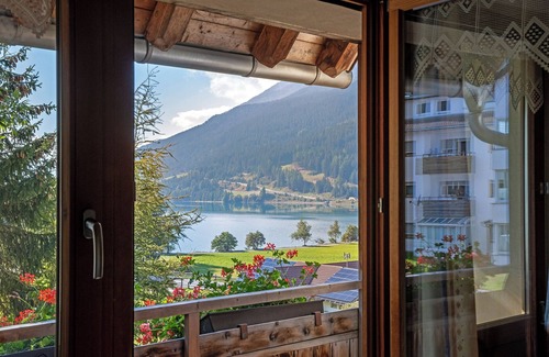 Resia Apartment | Lake View Apartment 'Appartements Egart 1' with Balcony & Wi-Fi