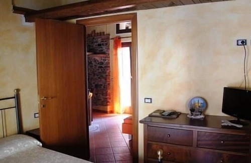 Ascea Apartment | Cozy Ascea Holiday Apartment for 2-3 Guests with Kitchen