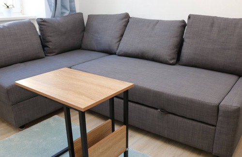 Neulerchenfeld Apartment | Modern Holiday Apartment "Big and New" with Ocean View