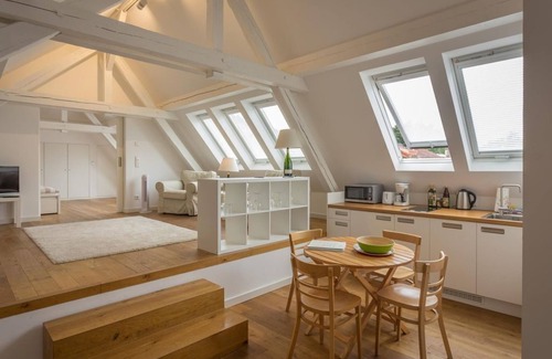 Filzen Apartment | Top-Rated Ocean View Apartment "Blanc et Noir" Awaits You