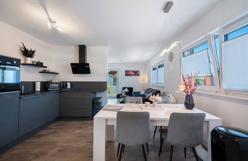 Munchweier Apartment | Holiday Apartment 'Bra Wa' with Mountain View, Private Terrace and Wi-Fi