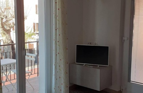 Porto Apartment | Cozy Holiday Apartment Brenzone for 1-2 Guests