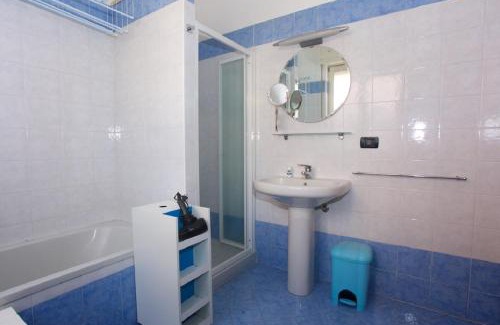 Centro Storico Nord Apartment | Stylish Holiday Apartment in Brescia Centro with Parking