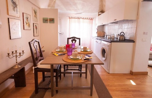 Carro Apartment | Guest Rated 10/10: Cozy Holiday Apartment Carro for Families