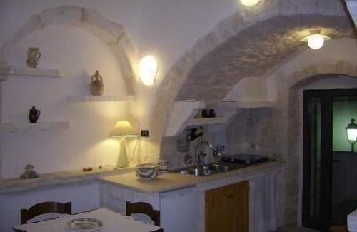 Old Town Cisternino Apartment | Cozy Cisternino Holiday Apartment for 2-3 Guests
