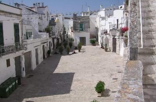 Old Town Cisternino Apartment | Cozy Cisternino Holiday Apartment for 2-3 Guests