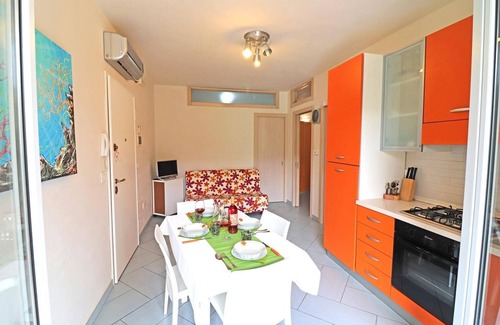 Otranto Apartment | Cozy Holiday Apartment "Claudia" with Balcony & Ocean Views