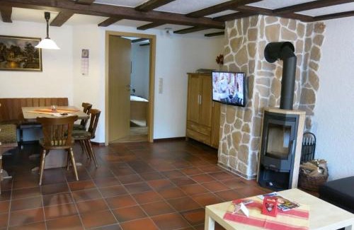Irmenach Apartment | Pet-Friendly Holiday Apartment "Cornflower" for Families