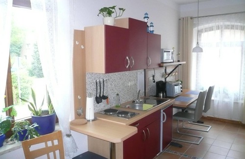 Dassow House | Cozy Holiday Apartment Dassow for Couples with Breakfast