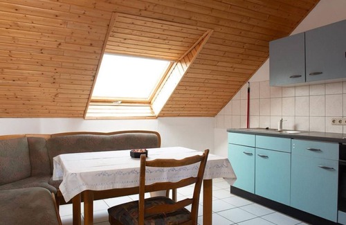Burgsponheim Apartment | Cozy Winery Apartment with Ocean View and Kitchen Access