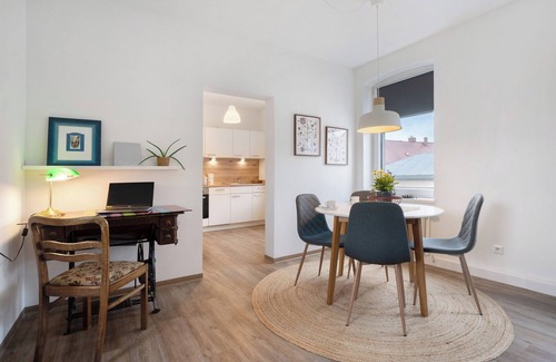 Finsterwalde Apartment | Top-Rated Holiday Apartment "Finsterwalde" with Spa & Breakfast