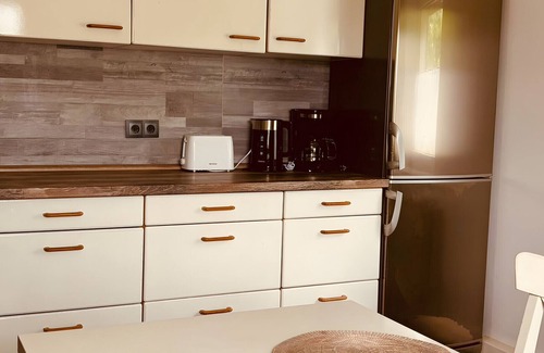 Lohr am Main Apartment | Holiday Apartment 'Mirjam' with Wi-Fi