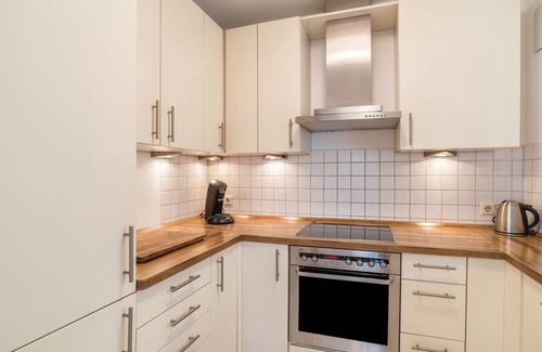 Oberderdingen Apartment | Top-Rated Appartement Aposto 2 with Balcony & Wi-Fi